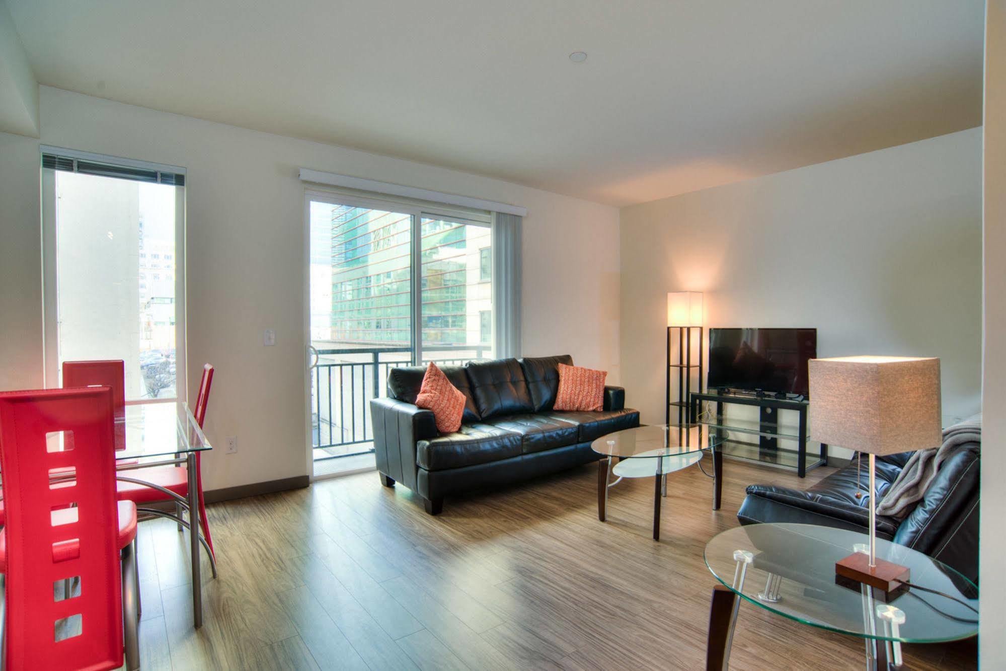 Pelicanstay In Pioneer Square Сиэтл Экстерьер фото