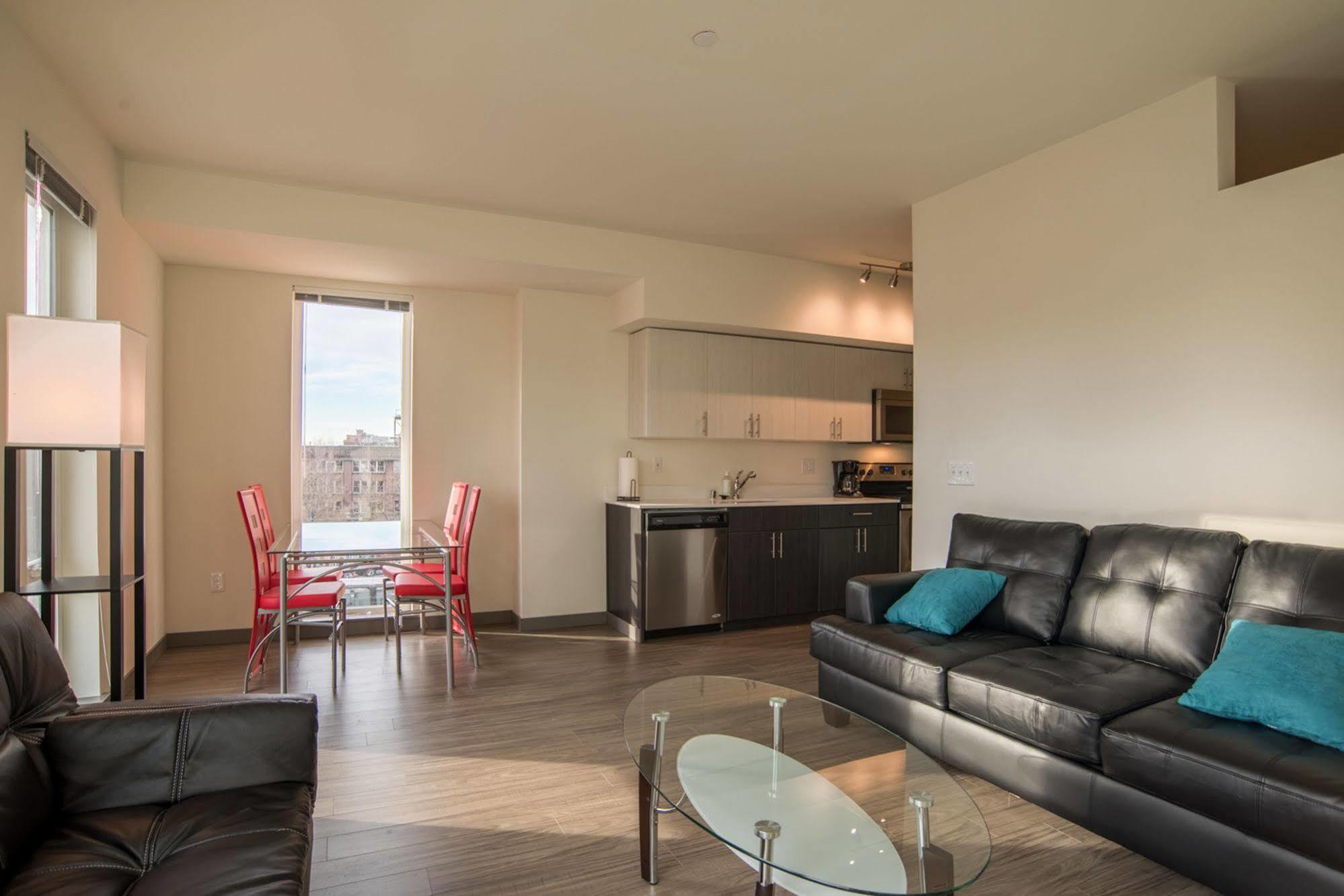 Pelicanstay In Pioneer Square Сиэтл Экстерьер фото