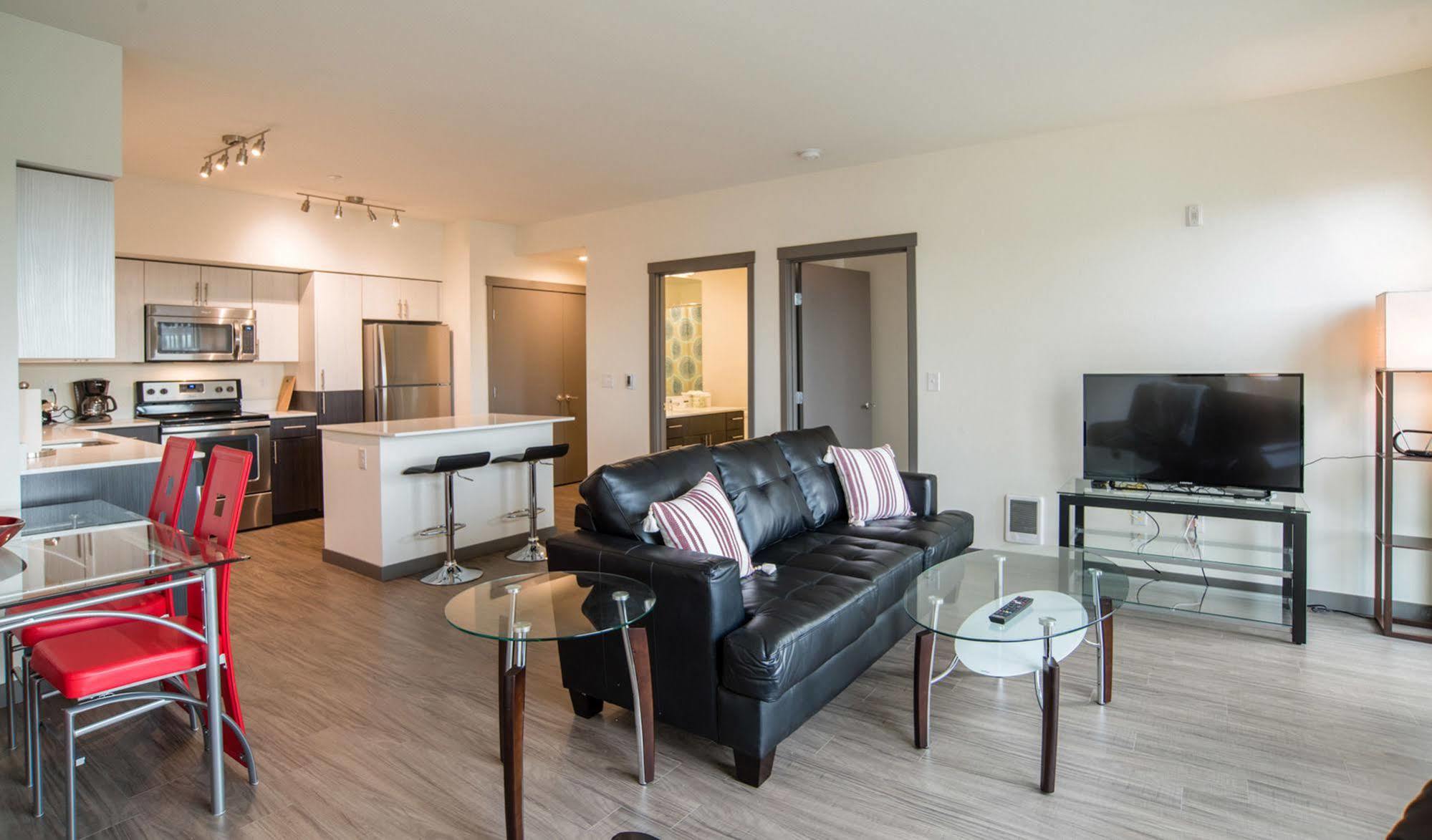 Pelicanstay In Pioneer Square Сиэтл Экстерьер фото