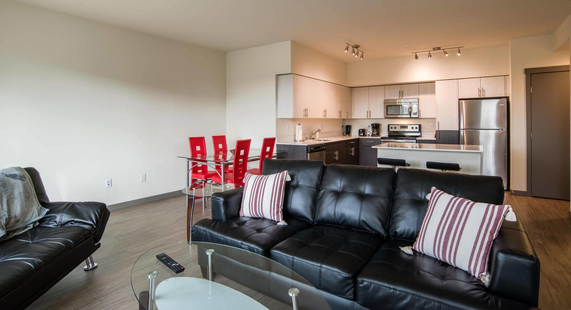 Pelicanstay In Pioneer Square Сиэтл Экстерьер фото