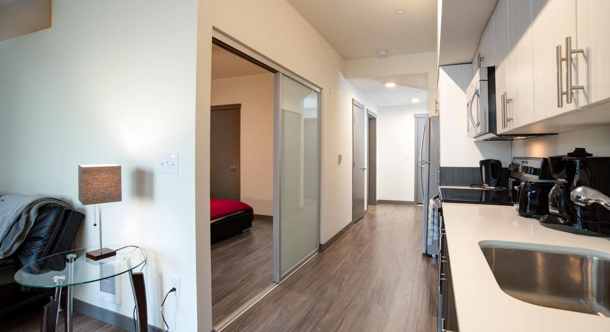 Pelicanstay In Pioneer Square Сиэтл Экстерьер фото